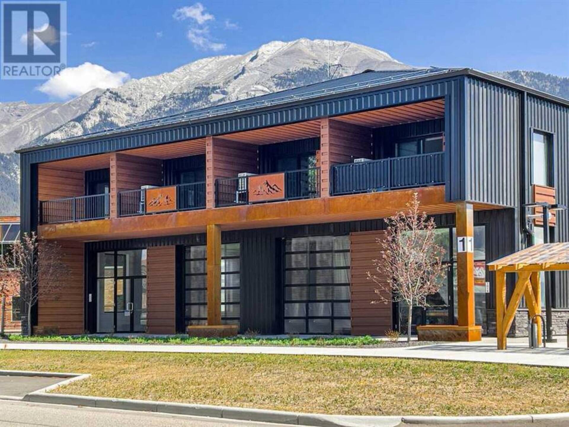 101B, 1 industrial Place Canmore