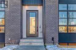 1605 37 Avenue Calgary