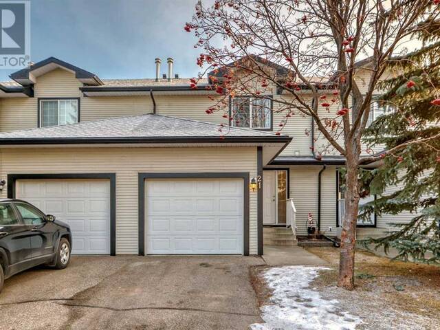 21, 12 Silver Creek Boulevard NW Airdrie