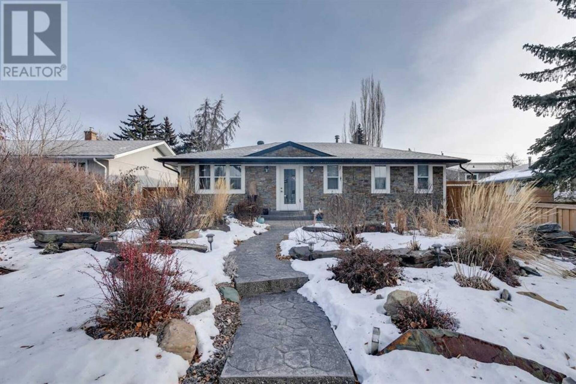 3140 46 Street SW Calgary