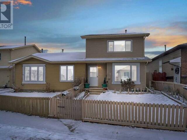 144 Castlebrook Rise NE Calgary