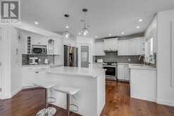 110 Cougarstone Terrace SW Calgary