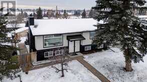 435 Queensland Road SE Calgary