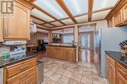 935 Hunterston Hill NW Calgary