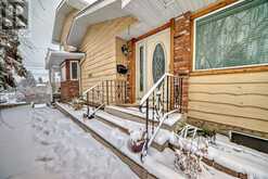 935 Hunterston Hill NW Calgary