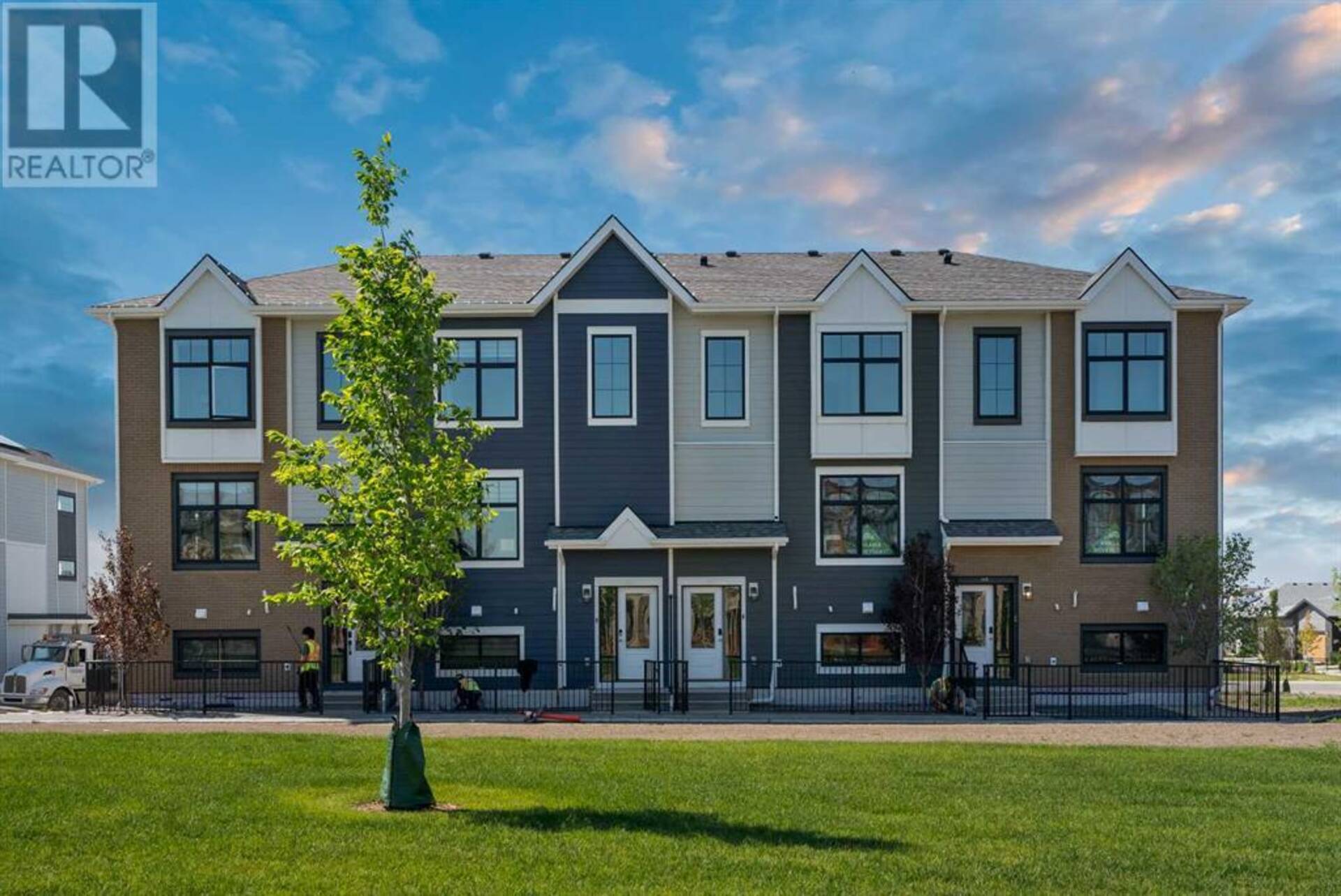 511, 595 Mahogany Road SE Calgary