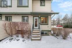 513, 121 Copperpond Common SE Calgary