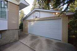 8 Varshaven Place NW Calgary