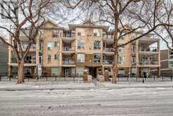 101, 3412 Parkdale Boulevard NW Calgary