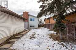 724 9th Avenue SE High River