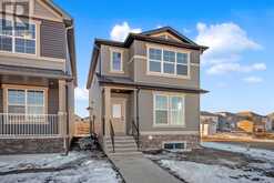 371 HOTCHKISS MANOR SE Calgary