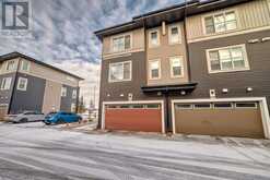 6467 128 Avenue NE Calgary