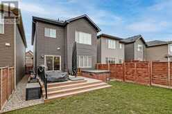 217 Lucas Crescent NW Calgary