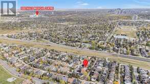 116 Strathcona Close SW Calgary