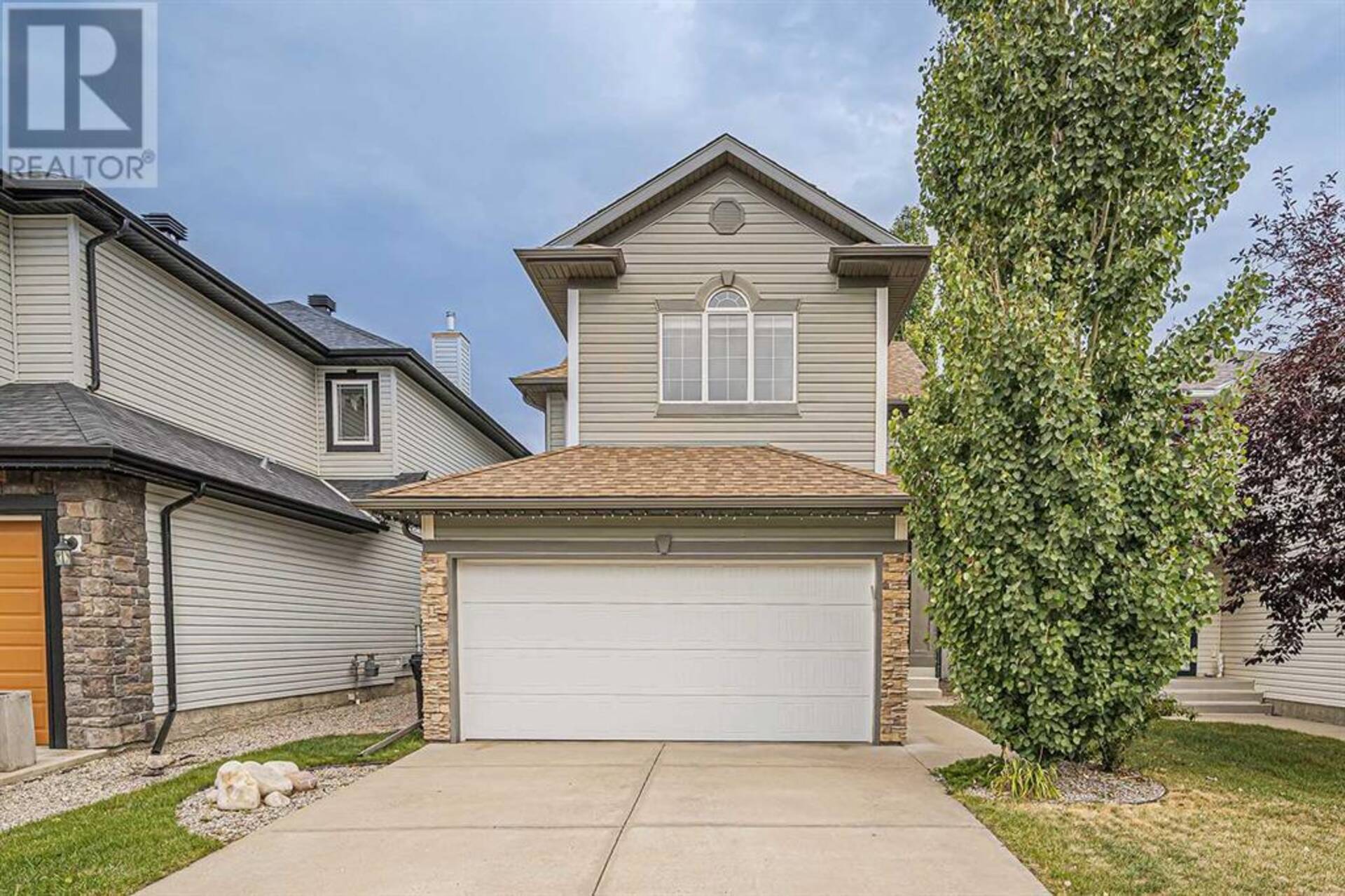 216 Cougar Ridge Drive SW Calgary