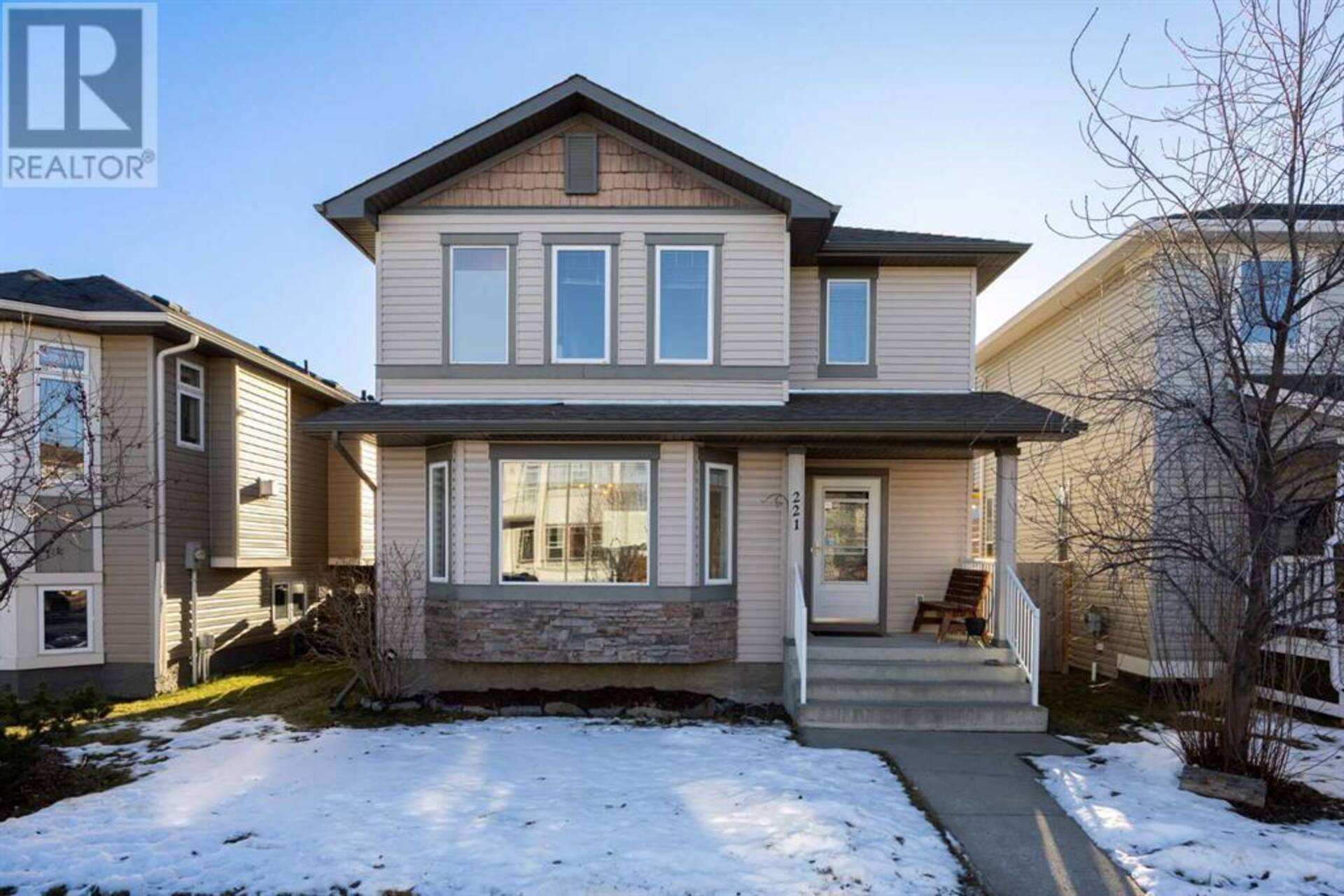 221 Luxstone Place Airdrie