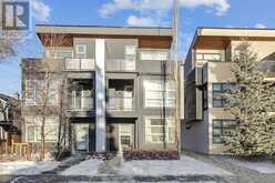 1, 836 Mcpherson Road NE Calgary