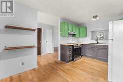 7, 2210 Oakmoor Drive SW Calgary