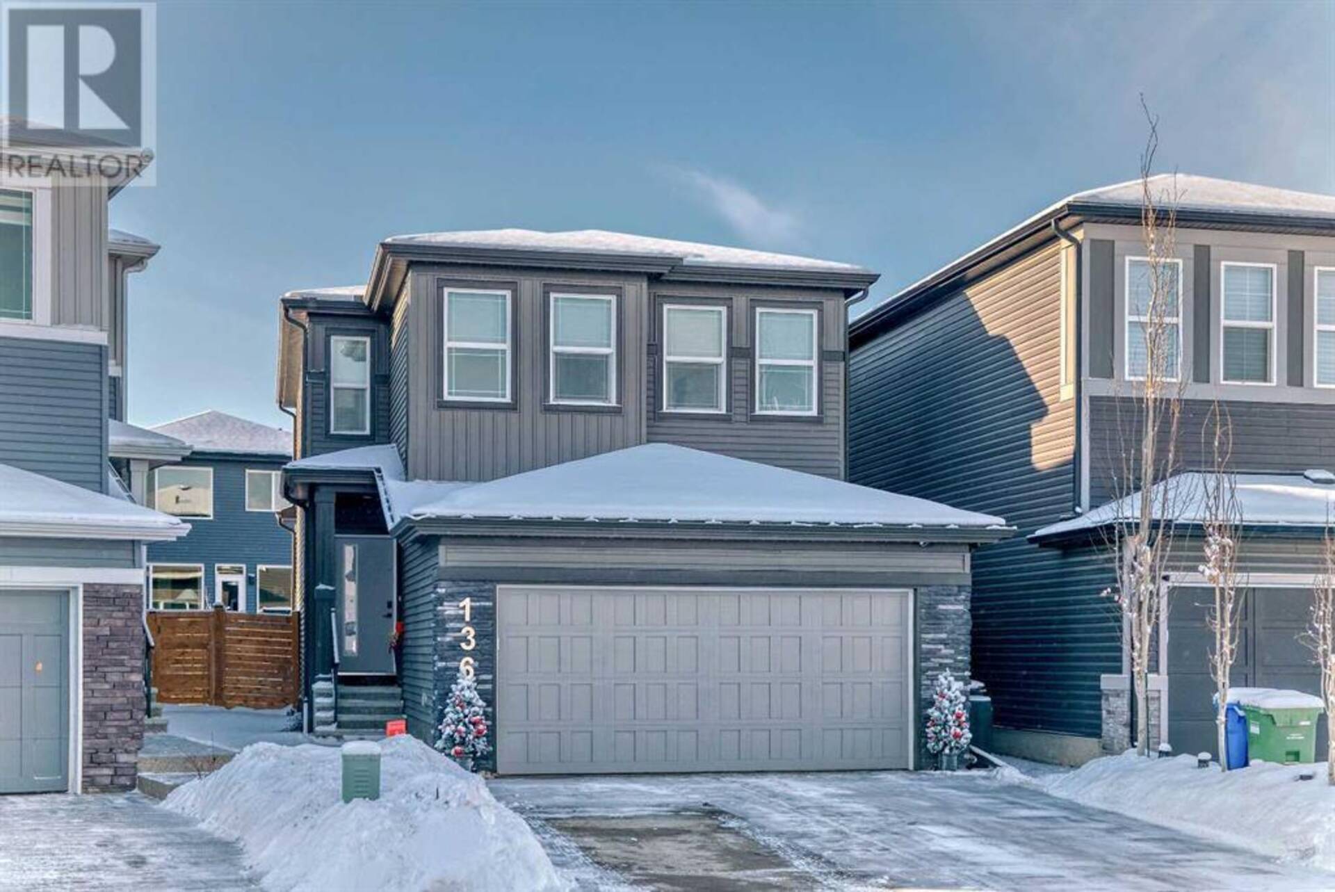 136 Creekstone Square SW Calgary