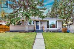 73 Langton Drive SW Calgary