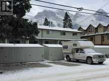 8, 630 3rd Street Canmore