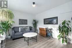 2004 7 Avenue NW Calgary