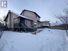 480 Highland Close Strathmore