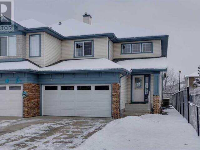 93 Cougarstone Place SW Calgary