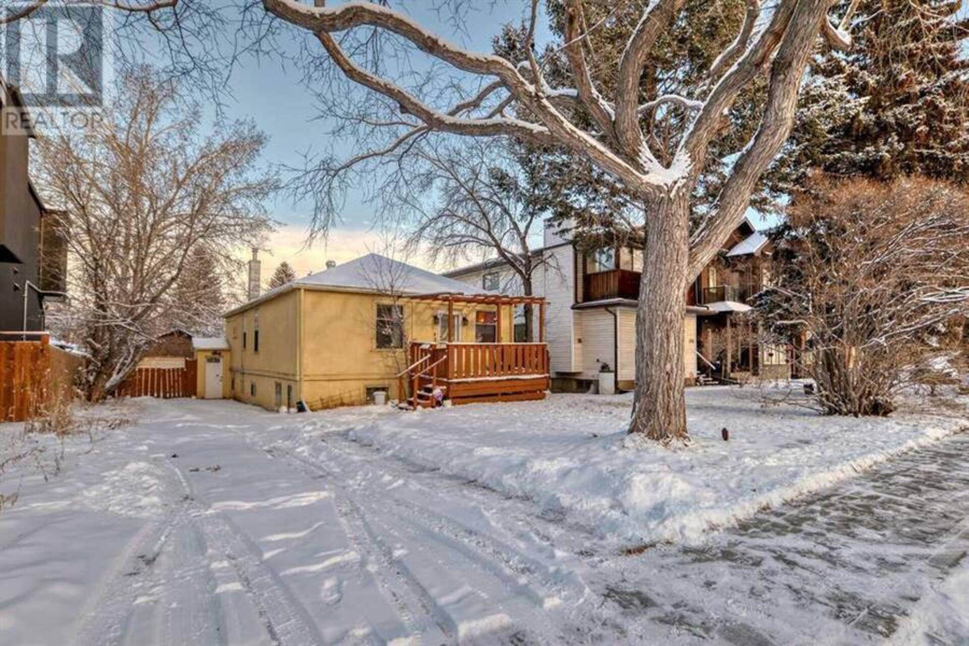 228 31 Avenue NW Calgary