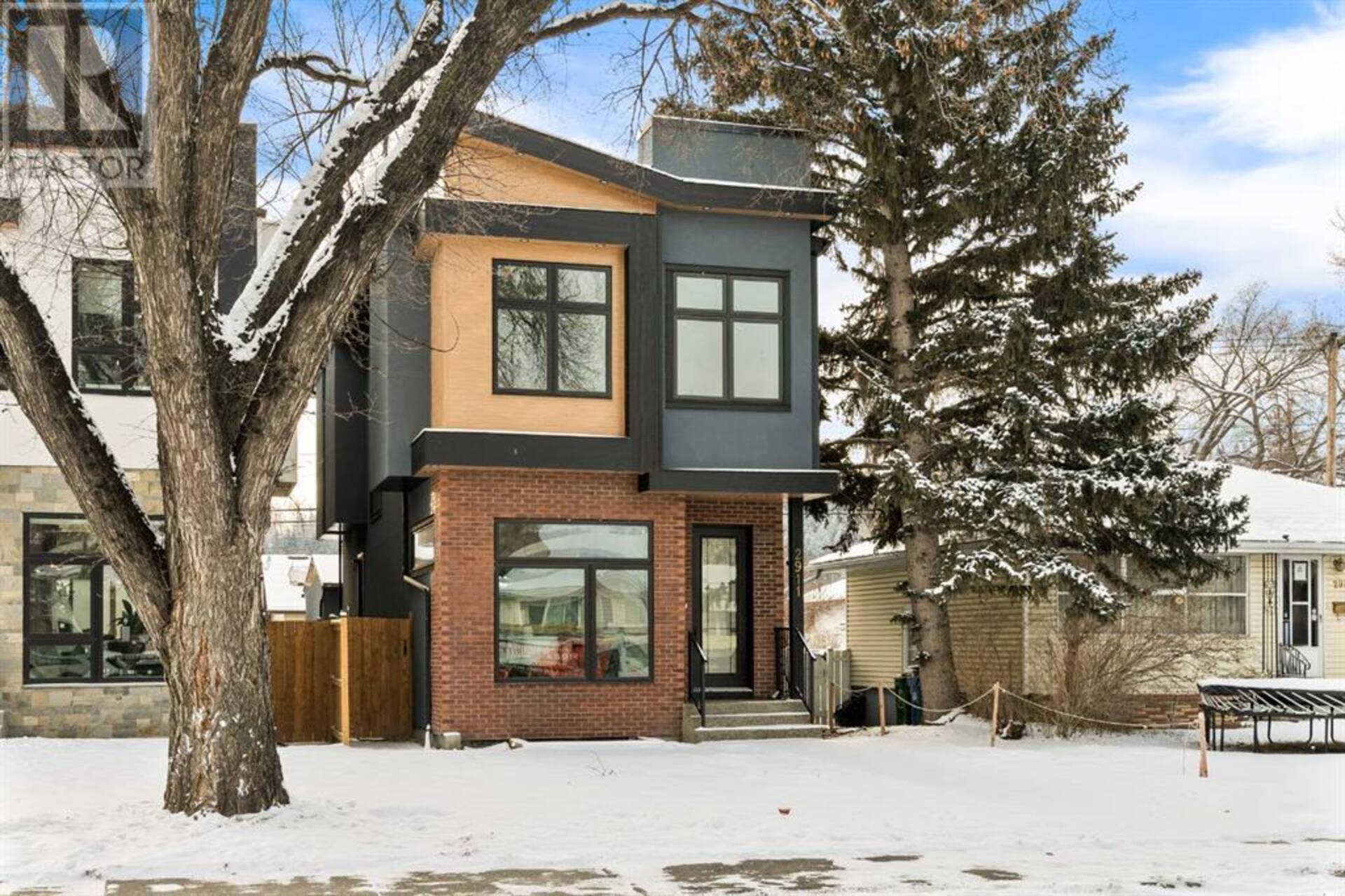 2911 4 Avenue NW Calgary