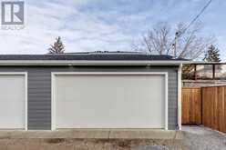 4909 19 Avenue NW Calgary