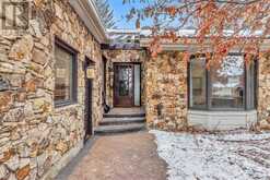 5, 35 Oakmount Court SW Calgary