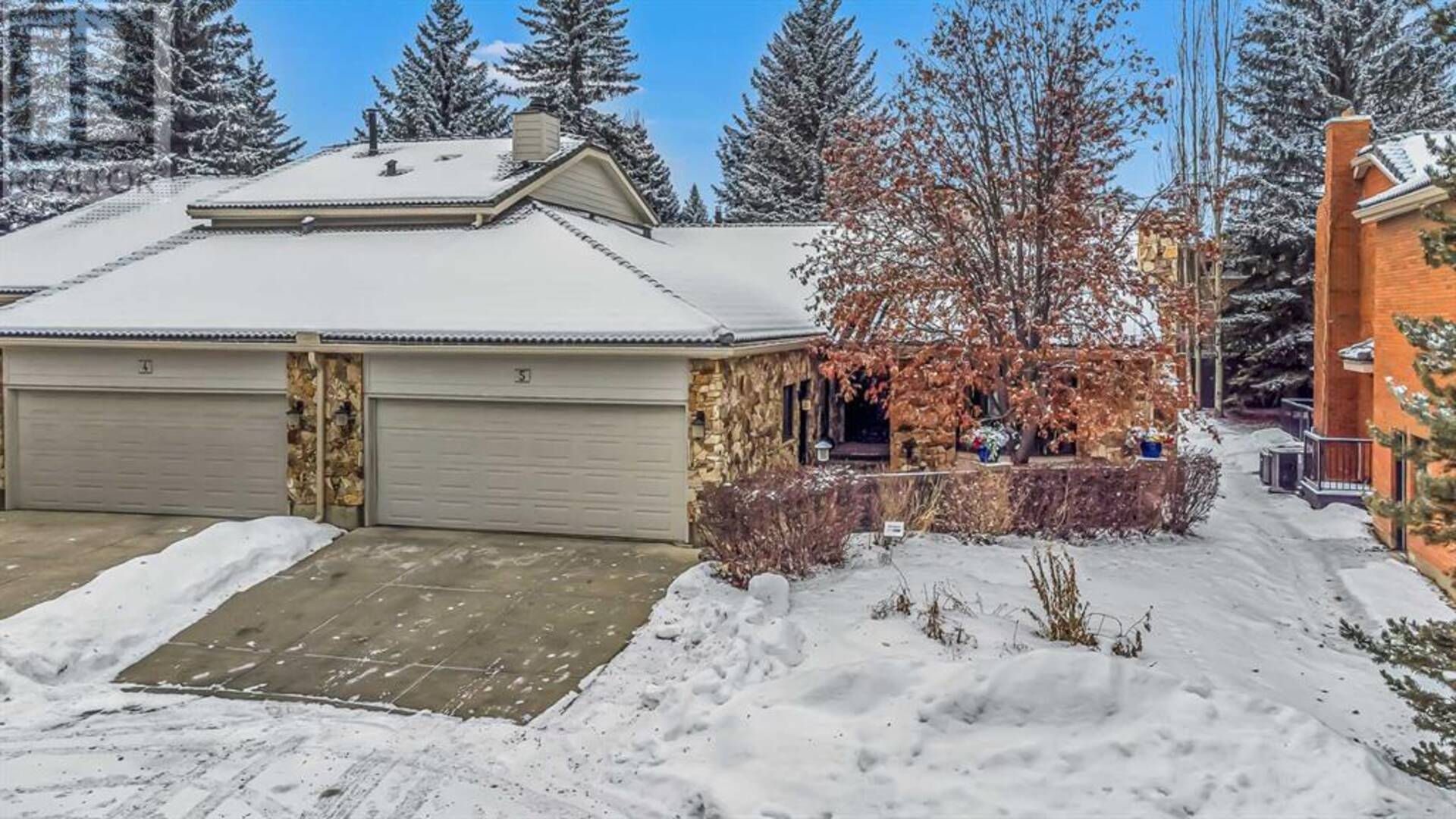 5, 35 Oakmount Court SW Calgary