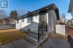 417 Huntley Way NE Calgary