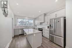 44 Heirloom Crescent SE Calgary