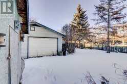 824 9A Street NE Calgary