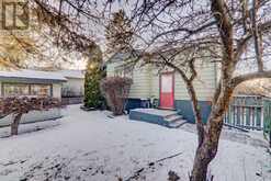 824 9A Street NE Calgary