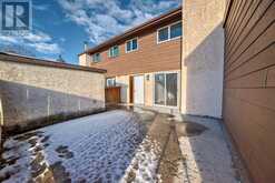 324, 5404 10 Avenue SE Calgary