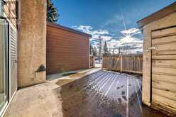 324, 5404 10 Avenue SE Calgary