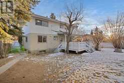 5644 Lodge Crescent SW Calgary