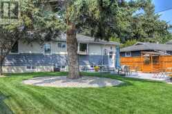 20 Hillgreen Place SW Calgary