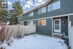 304 Queenston Heights SE Calgary