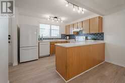 304 Queenston Heights SE Calgary