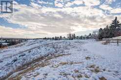 304 Queenston Heights SE Calgary