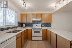 304 Queenston Heights SE Calgary