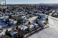 32 Hawkmount Heights NW Calgary