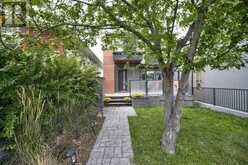 352 33 Avenue NE Calgary