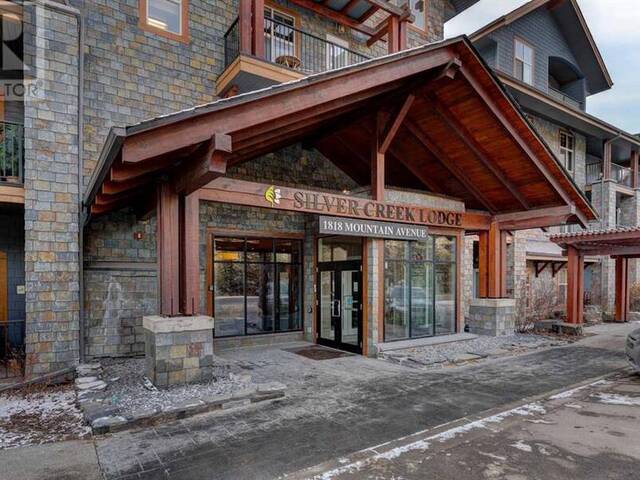 202, 1818 Mountain Avenue Canmore Alberta