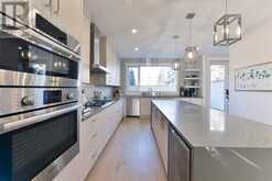 2006 27 Avenue SW Calgary