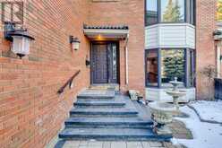 6, 35 Oakmount Court SW Calgary